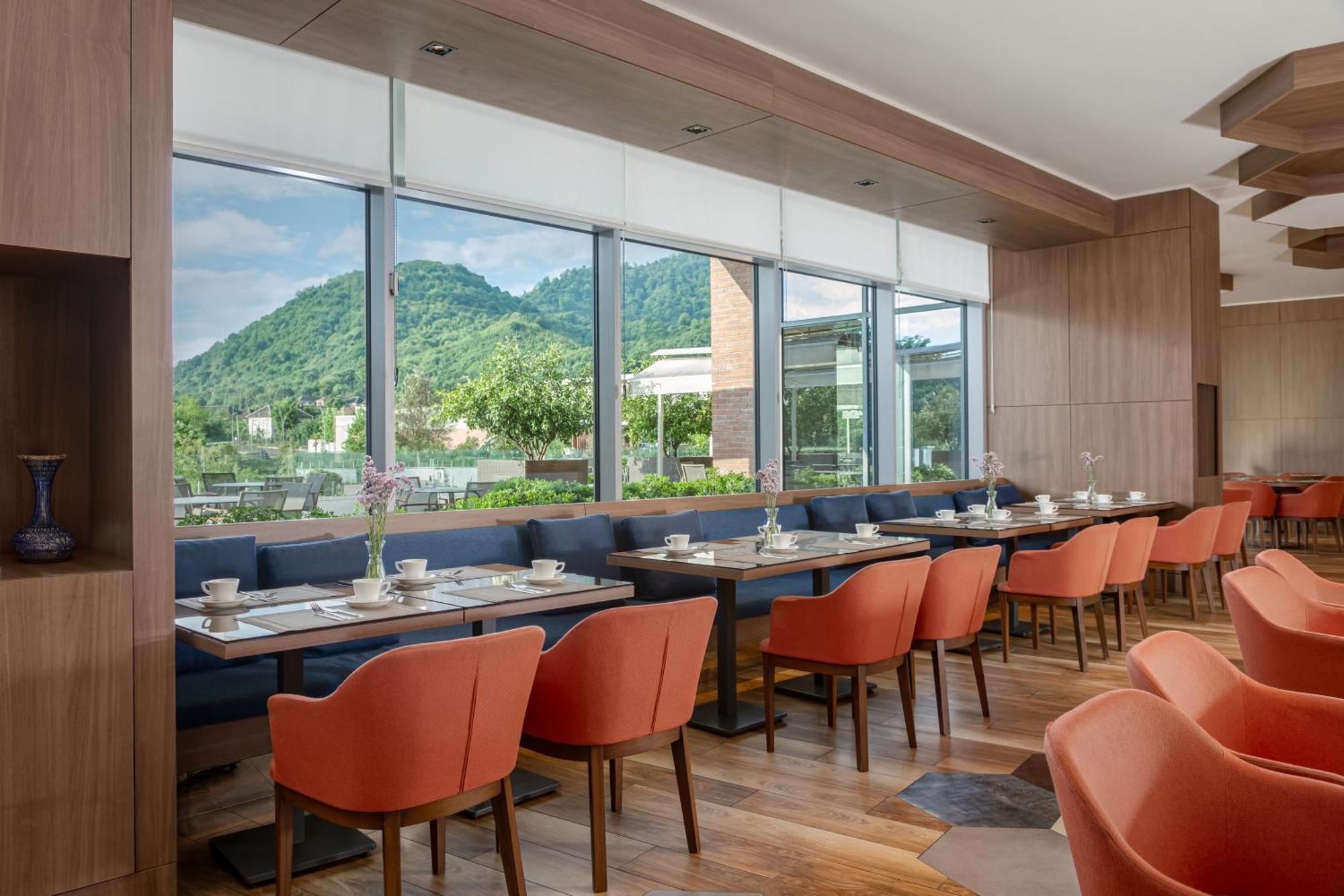 Lankaran Springs Wellness Resort Exterior photo The restaurant