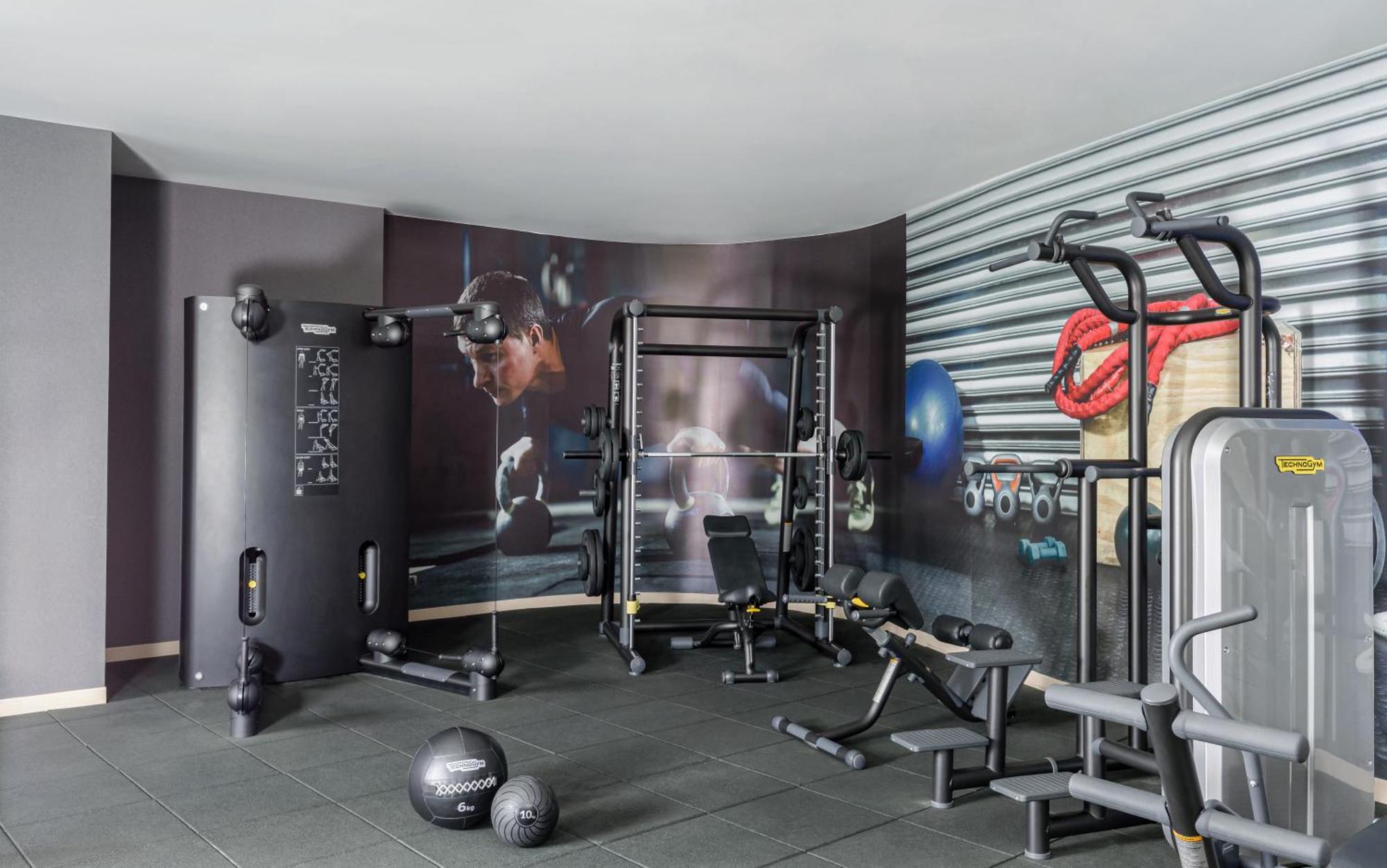 Lankaran Springs Wellness Resort Exterior photo A gym