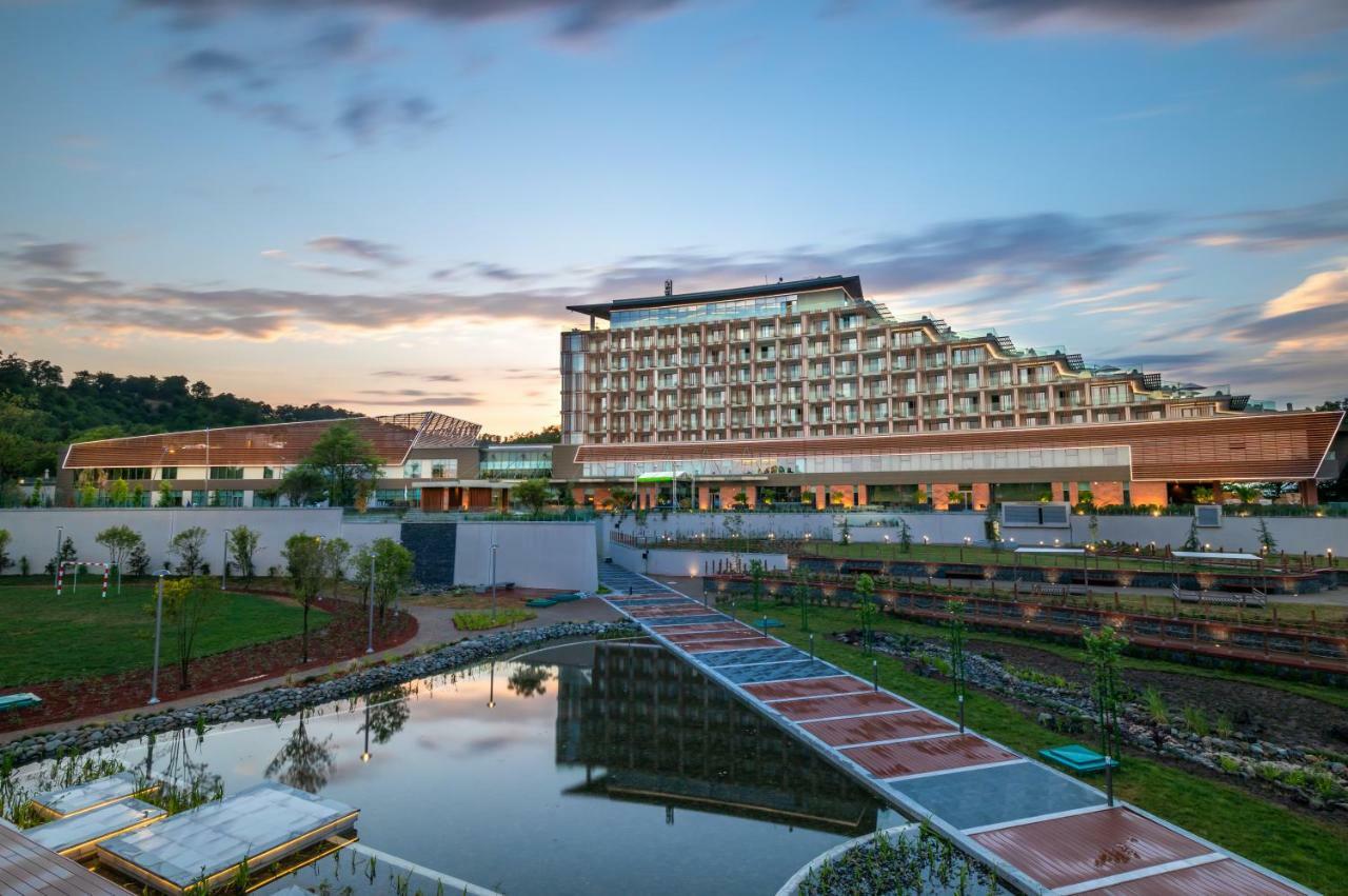 Lankaran Springs Wellness Resort Exterior photo The new hospital building